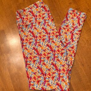 Tall & Curvy LuLaRoe Leggings